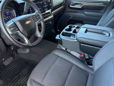 Used 2026 Chevrolet Silverado 2500 LT w/ All Star Edition AWD/4WD image 5