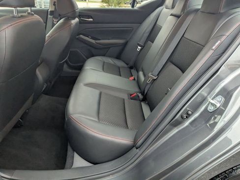 Used 2025 Nissan Altima 2.5 SR image 21