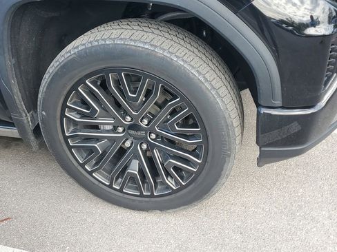 Certified 2022 GMC Sierra 1500 Denali Ultimate image 3