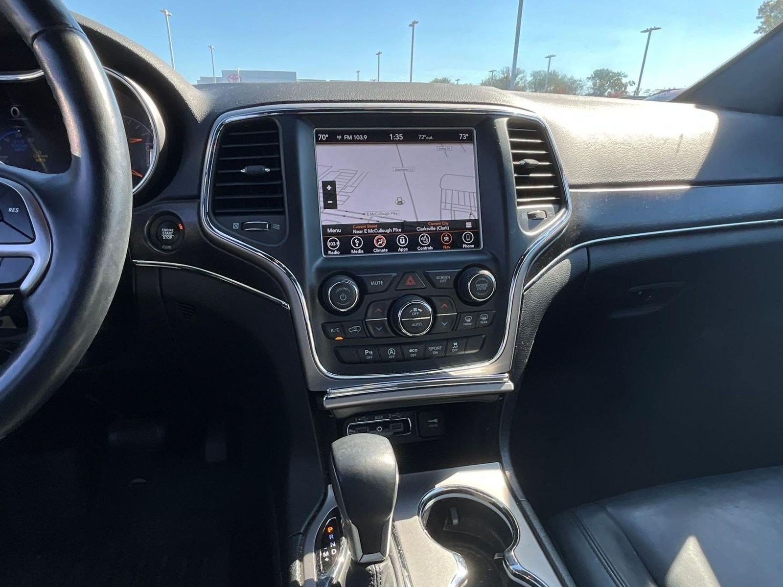 Used 2018 Jeep Grand Cherokee Limited AWD/4WD image 9