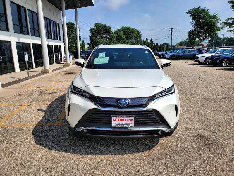 Used 2022 Toyota Venza Limited AWD/4WD image 2