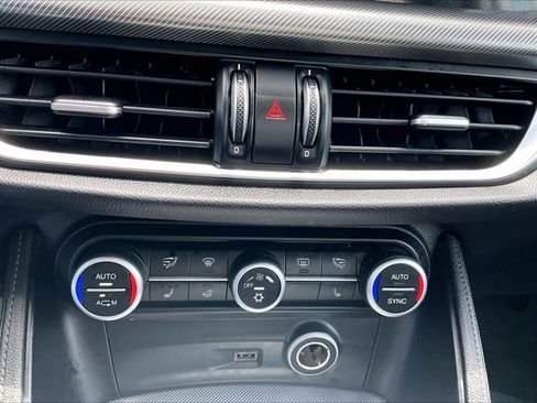 Used 2018 Alfa Romeo Stelvio Sport w/ Cold Weather Package image 23