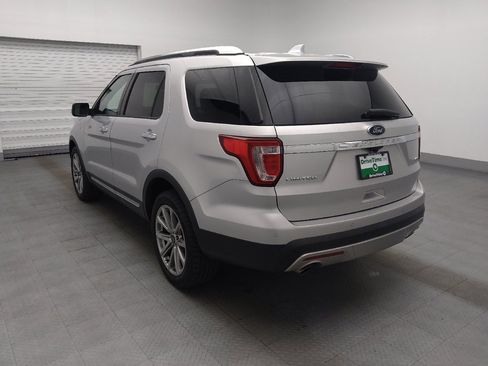 Used 2017 Ford Explorer Limited w/ Equipment Group 301A AWD/4WD image 5