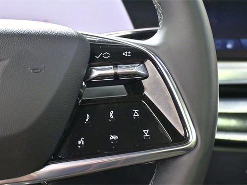 Used 2024 Cadillac Lyriq Sport image 22