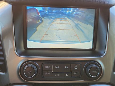 Used 2019 Chevrolet Tahoe LT w/ LT Signature Package image 15