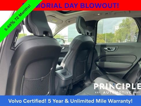 Certified 2024 Volvo XC60 B5 Core AWD/4WD image 34