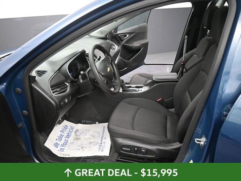 Used 2024 Chevrolet Malibu LT image 32