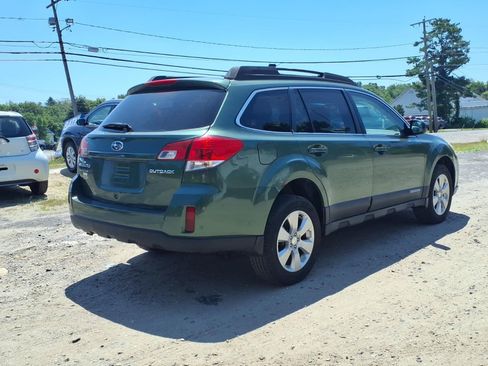 Used 2010 Subaru Outback 2.5i Premium AWD/4WD image 5