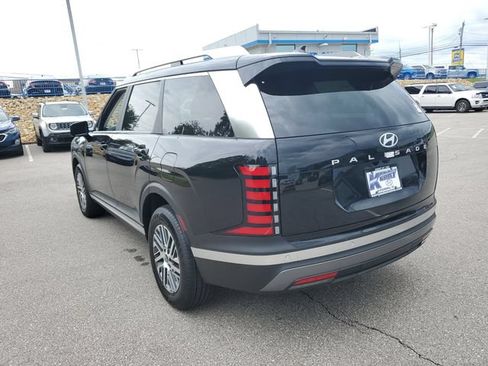 Used 2026 Hyundai Palisade SEL FWD image 3