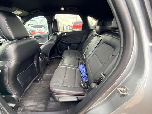 Used 2024 Ford Escape ST-Line w/ Tech Pack #1 FWD image 4