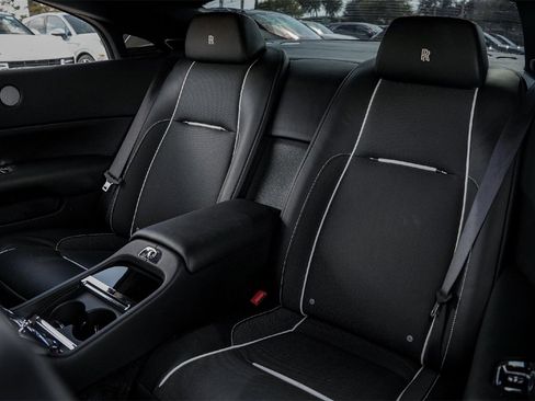 Certified 2020 Rolls-Royce Wraith image 32