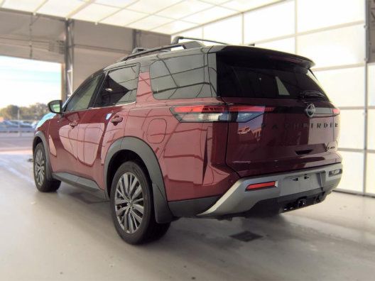 Used 2023 Nissan Pathfinder SL w/ SL Premium Package AWD/4WD image 2