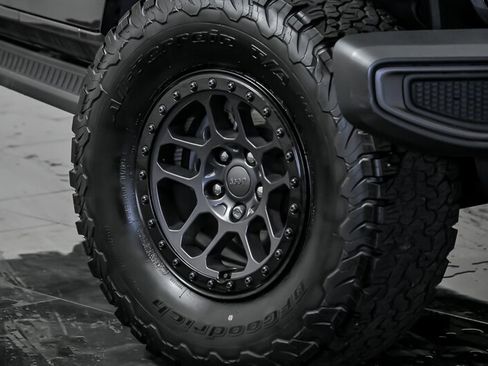 Used 2021 Jeep Wrangler Unlimited Rubicon AWD/4WD image 3