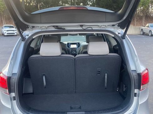 Used 2019 Hyundai Santa Fe XL image 9