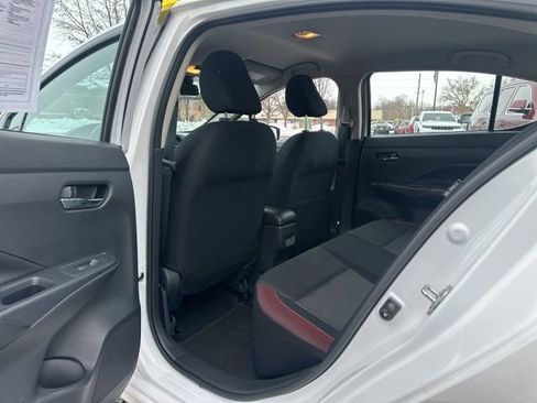 Used 2024 Nissan Versa SR image 20