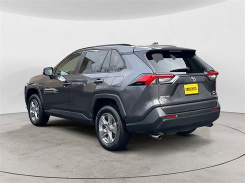 Used 2025 Toyota RAV4 XLE image 3