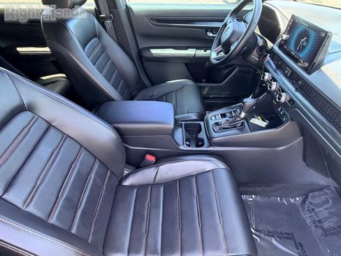Used 2025 Honda CR-V Sport-L image 14