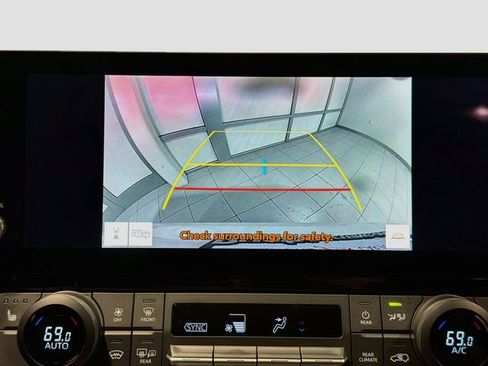 Certified 2024 Toyota Grand Highlander AWD image 12