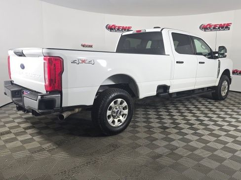 Used 2024 Ford F250 XLT image 3
