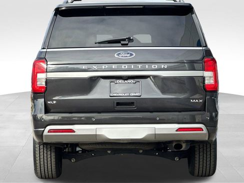 Used 2024 Ford Expedition Max XLT image 4