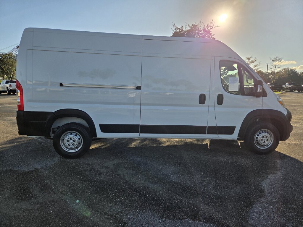 Used 2025 RAM ProMaster 2500 w/ Convenience Group FWD image 5