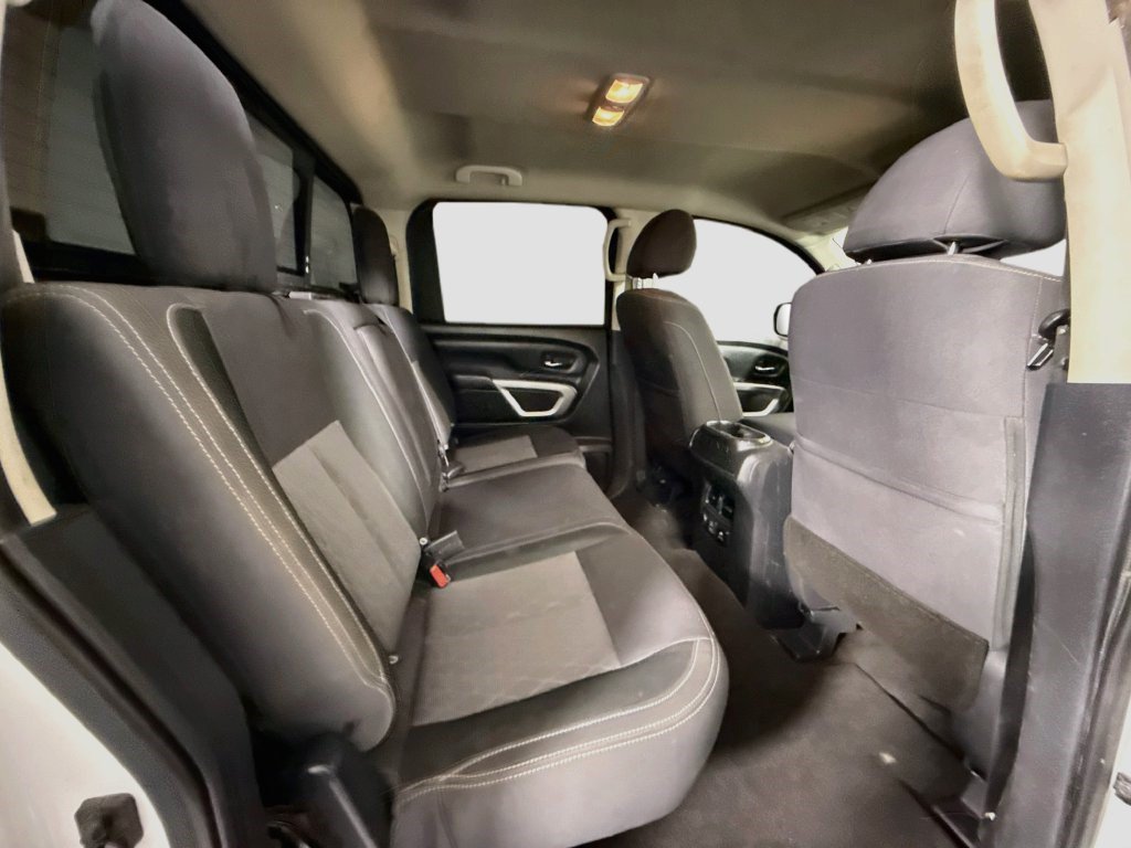 Used 2021 Nissan Titan SV w/ SV Convenience Package AWD/4WD image 25