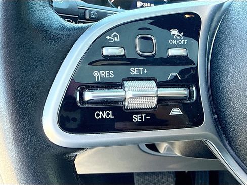 Used 2021 Mercedes-Benz GLS 450 4MATIC image 39