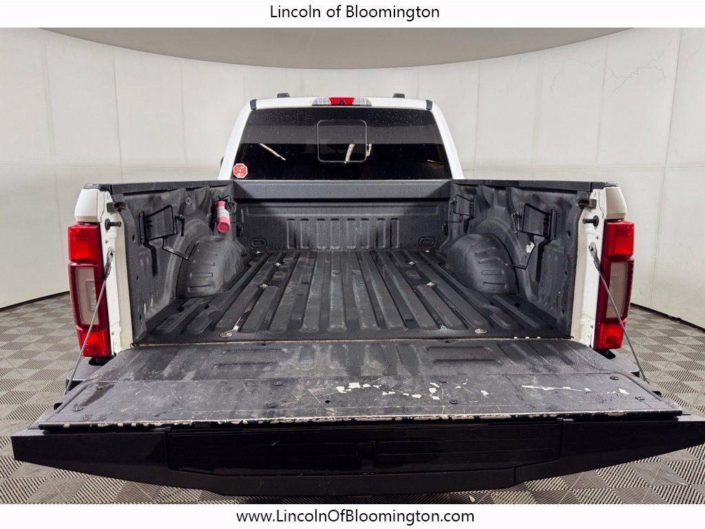 Used 2022 Ford F350 Platinum w/ Tremor Off-Road Package AWD/4WD image 14