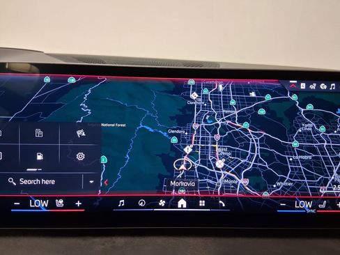 New 2026 BMW X5 M60i image 27