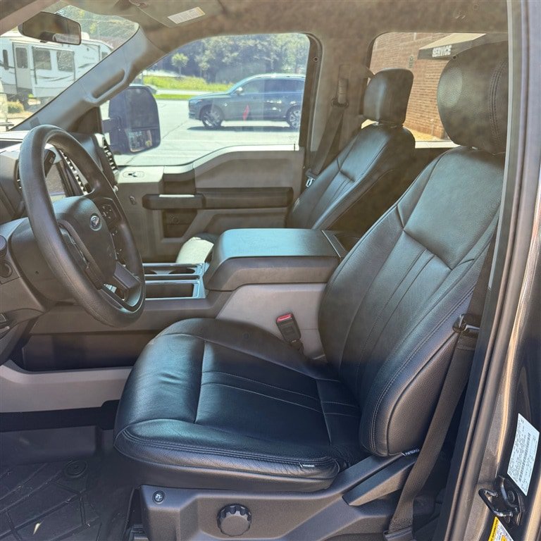 Used 2018 Ford F150 SuperCrew XL w/ Equipment Group 101A Mid AWD/4WD image 9