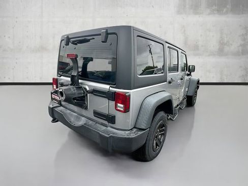 Used 2018 Jeep Wrangler Unlimited Sport w/ Connectivity Group image 5