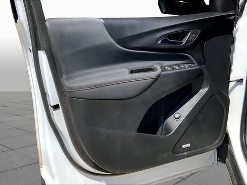 Certified 2023 Chevrolet Equinox RS w/ RS Leather Package AWD/4WD image 21