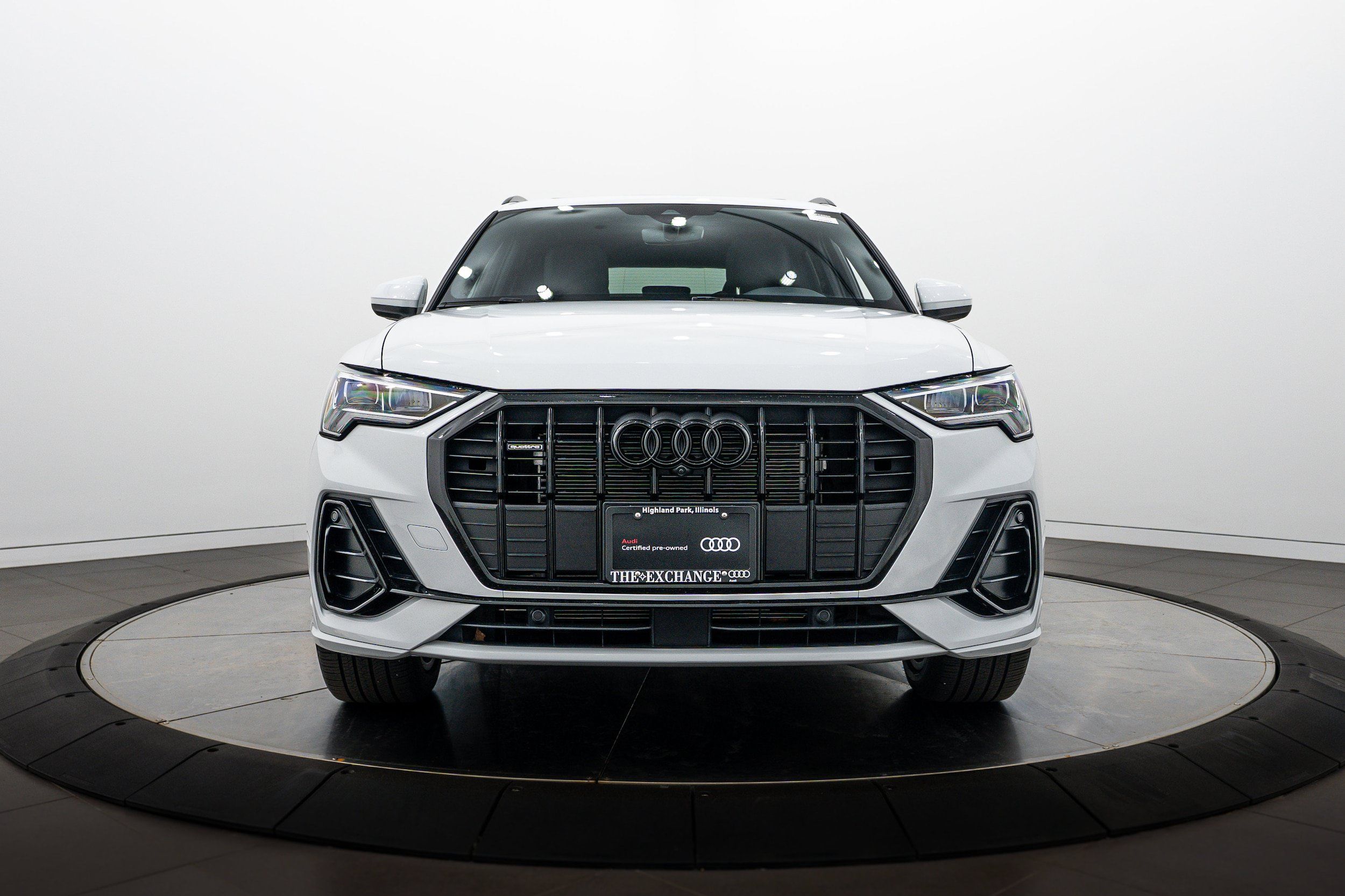 Certified 2023 Audi Q3 2.0T Premium Plus w/ Premium Plus Package AWD/4WD image 23