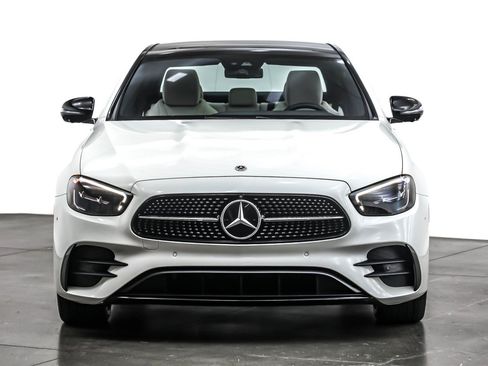 Certified 2022 Mercedes-Benz E 450 4MATIC Sedan image 4