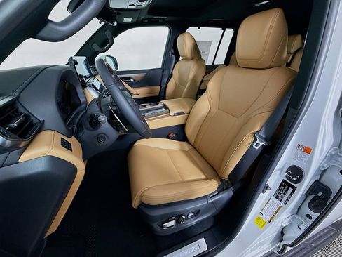 New 2026 Lexus LX 600 4WD w/ Luxury Package image 16