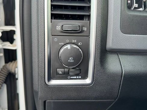 Used 2015 RAM 1500 Outdoorsman image 26