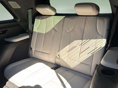 Used 2026 Cadillac Vistiq Sport w/ LPO, Floor Liner Package AWD/4WD image 26