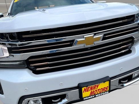 Used 2021 Chevrolet Silverado 1500 LTZ w/ Safety Package II AWD/4WD image 34