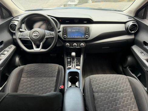 Used 2023 Nissan Kicks SV w/ Interior Electronics Package FWD image 13