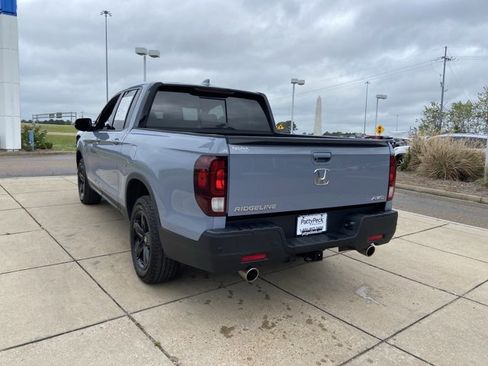 Used 2023 Honda Ridgeline Black Edition image 9