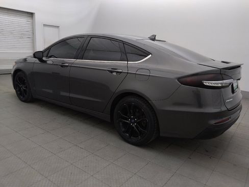 Used 2019 Ford Fusion SE w/ Equipment Group 151A FWD image 3