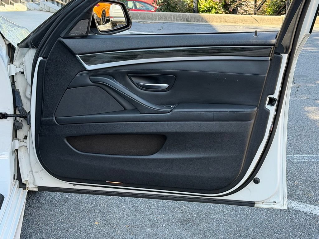 Used 2016 BMW 535i Sedan RWD image 35