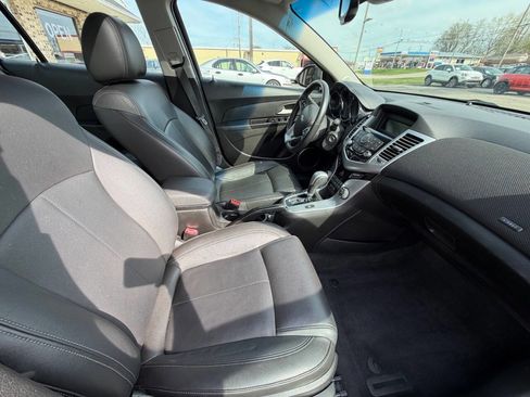 Used 2011 Chevrolet Cruze LTZ image 16
