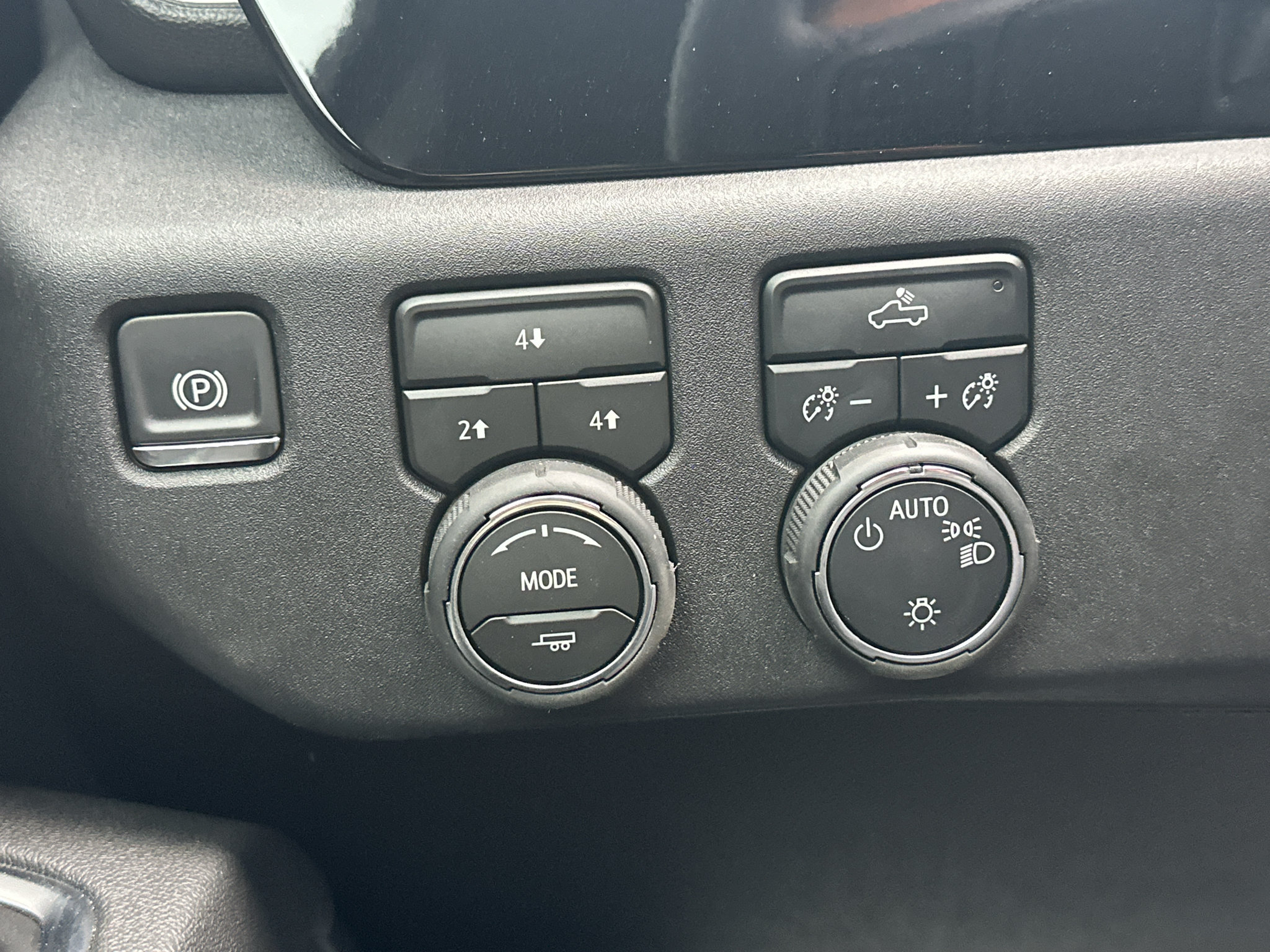 Used 2026 Chevrolet Silverado 2500 LT AWD/4WD image 11