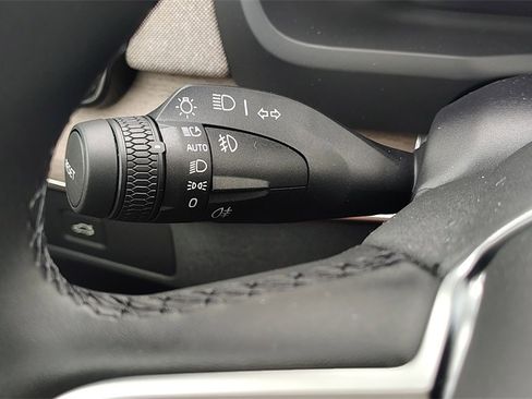 New 2026 Volvo XC90 B6 Plus image 18