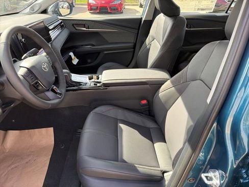 New 2026 Toyota Camry XLE image 9