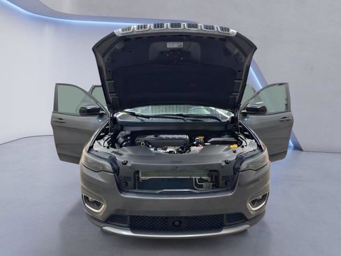 Used 2022 Jeep Cherokee Limited image 9