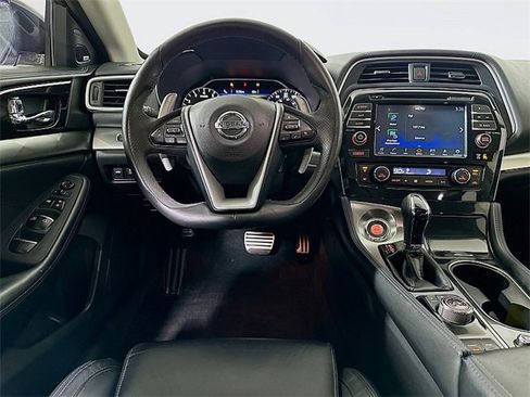 Used 2017 Nissan Maxima SR w/ Midnight Edition image 22