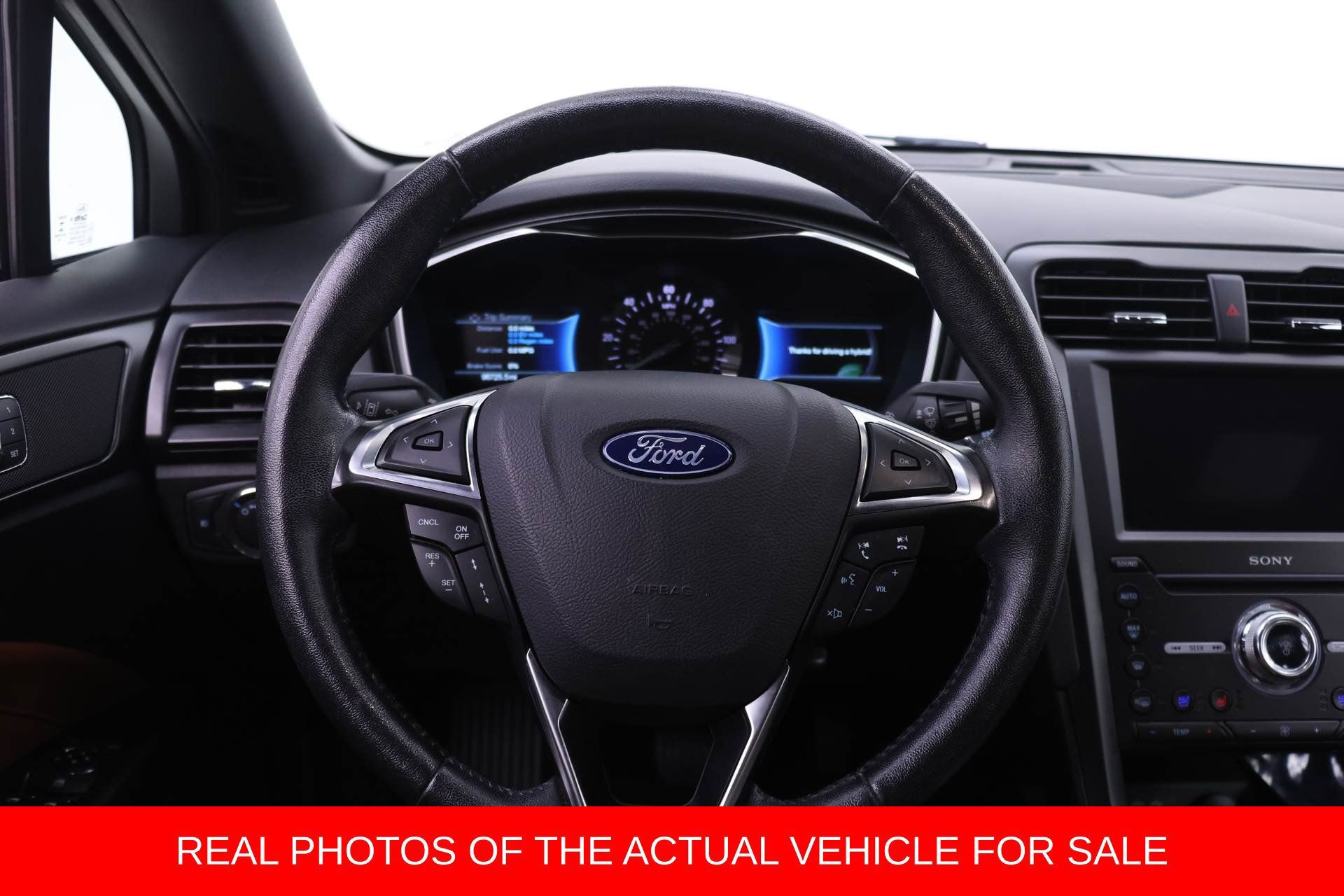 Used 2019 Ford Fusion Titanium FWD image 13