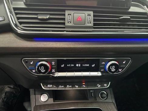 Used 2021 Audi Q5 Prestige AWD/4WD image 20